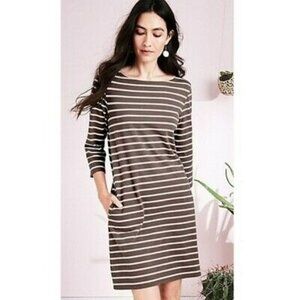 Garnet Hill Taupe Tan White Shift Dress